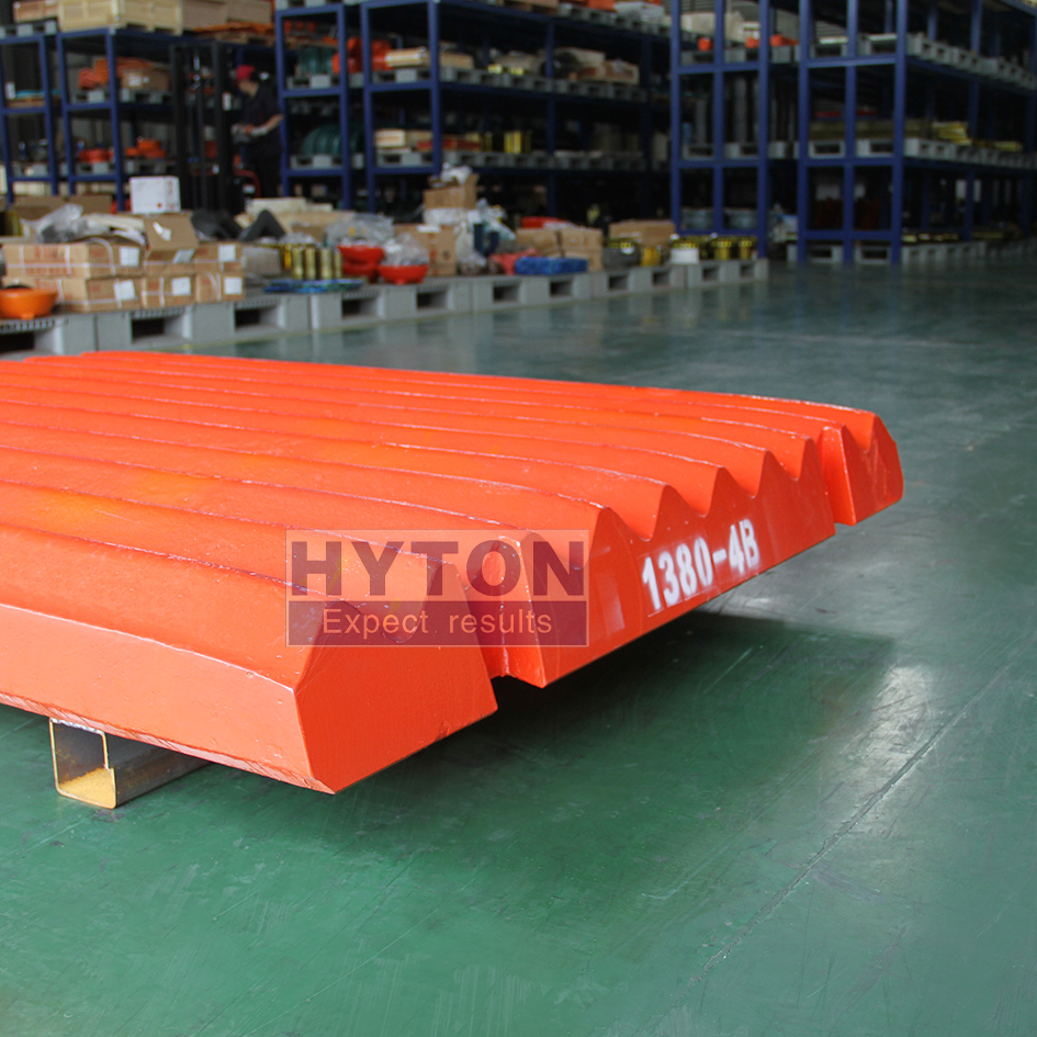 Wear Part Swing Jaw Plate HT-1380-4B fit for Trio CT3254 Jaw Crusher Machine 