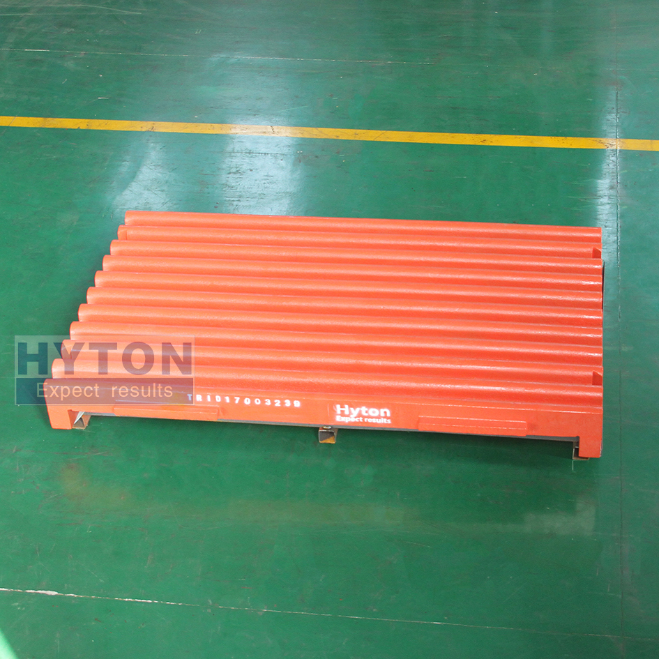Wear Part Fixed Jaw Plate HT-TRIO17003239 for Trio CT4763 Jaw Crusher 