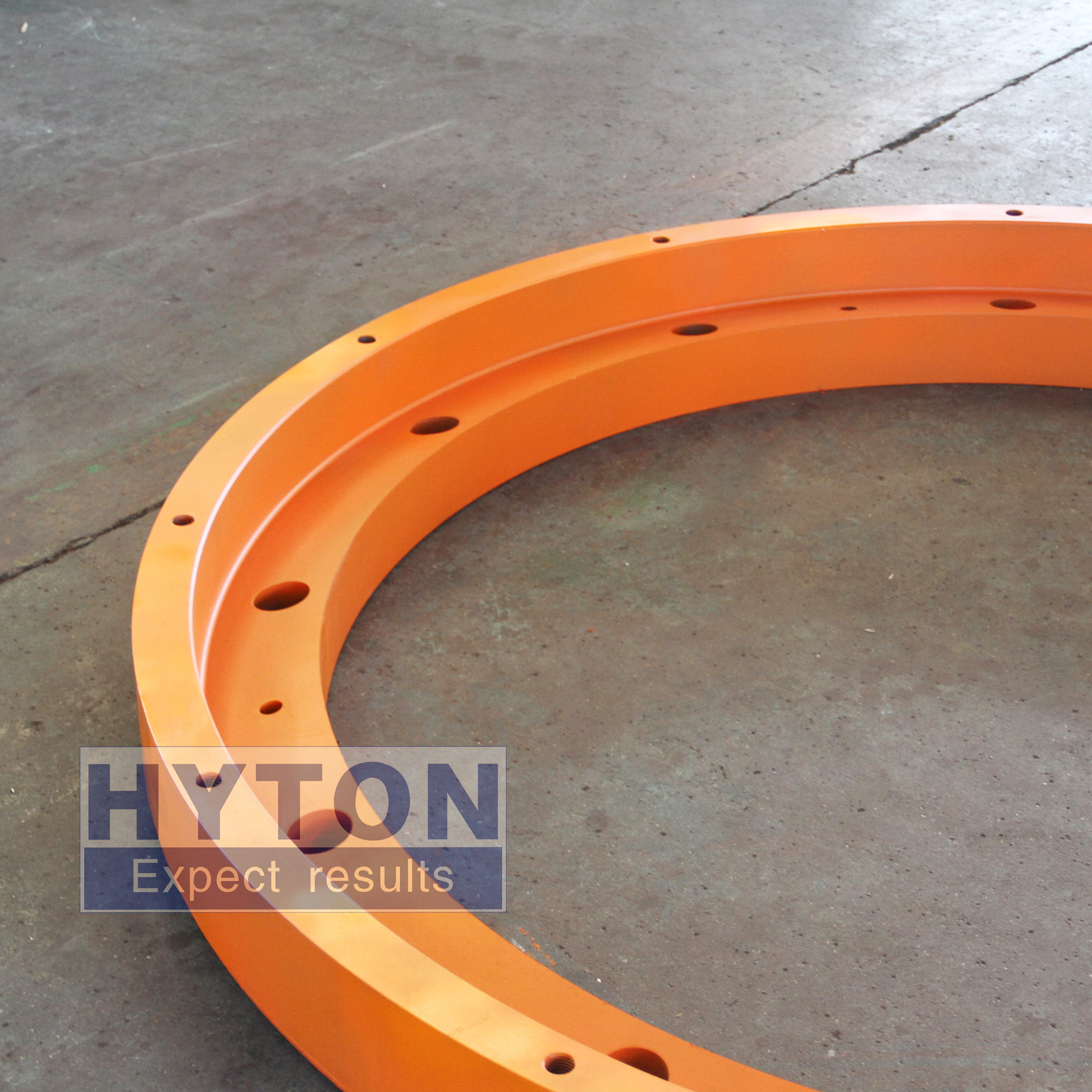 Upper Dust Seal Retainer Fit for Metso SG60-89 Gyratory Crusher Spare Part