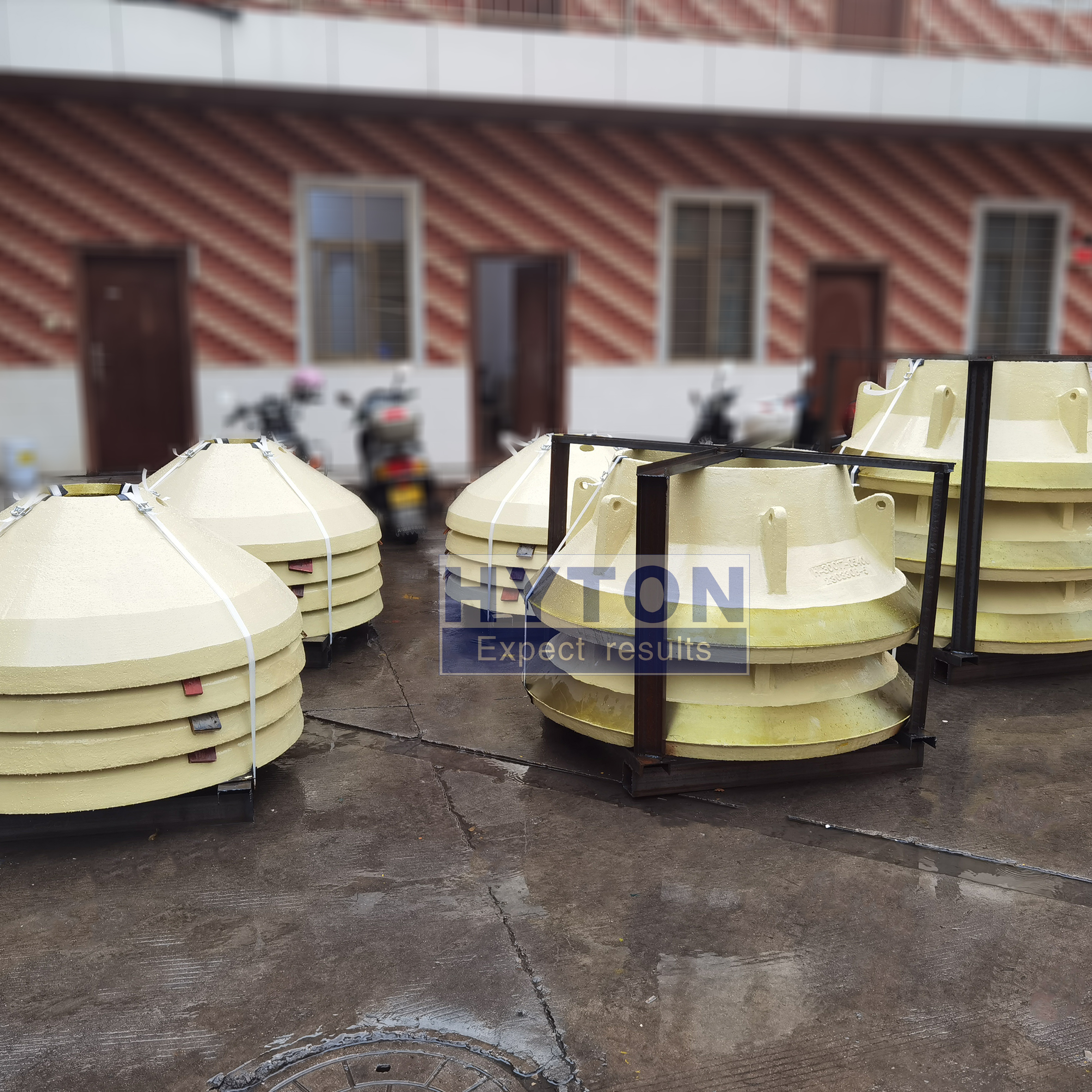 Wear Parts Mantle Liners Fit for Terex MVP450X Cone Crusher Machine 