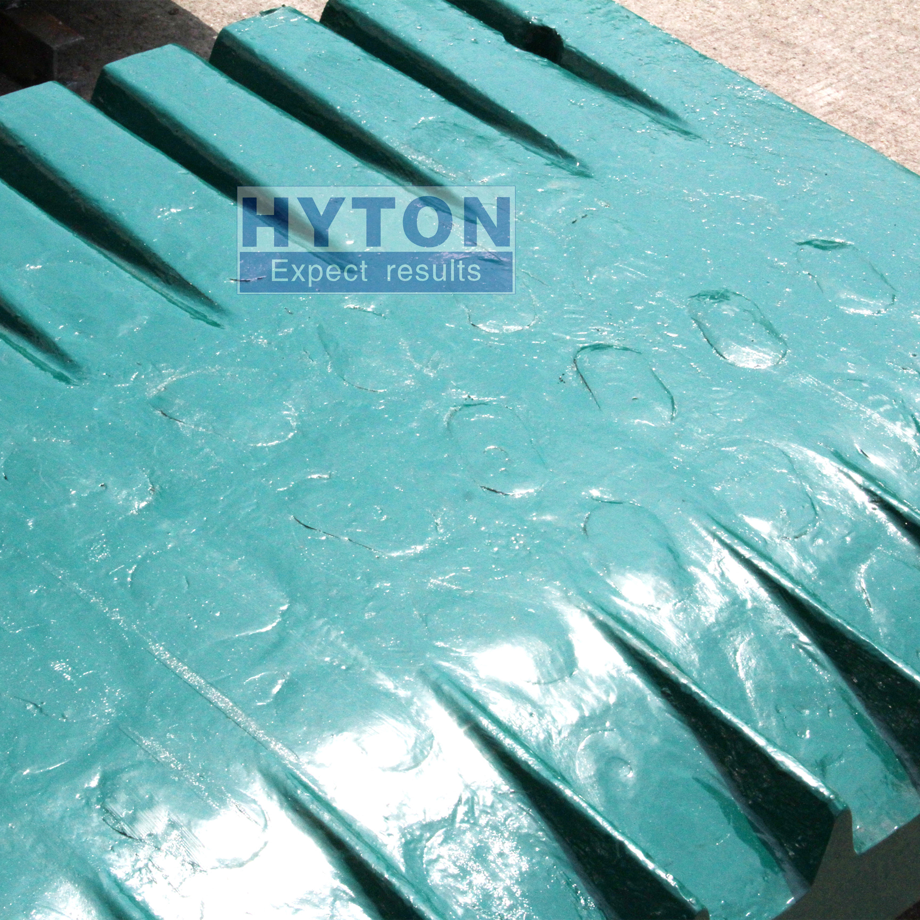 Mn18Cr2 Jaw Plate with High Chromium Alloy Insert Suit to Metso C140 Mobile Jaw Crusher Wear Parts
